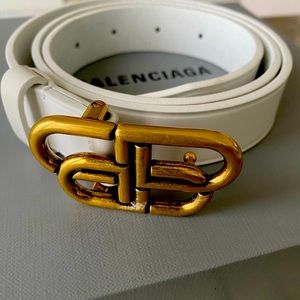 Balenciaga white leather belt size 85 (good for size 4/6 pants).